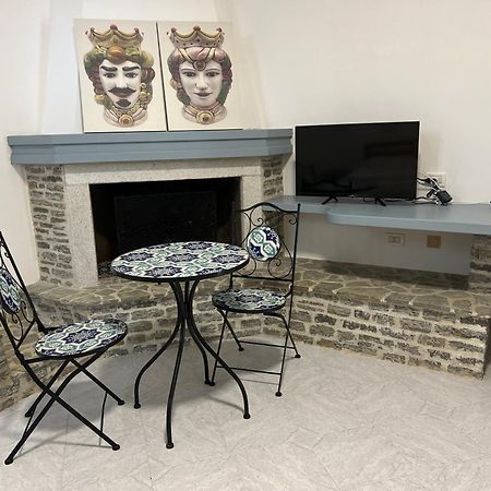 Villa Dolce Vita Rooms Castelluzzo Buitenkant foto