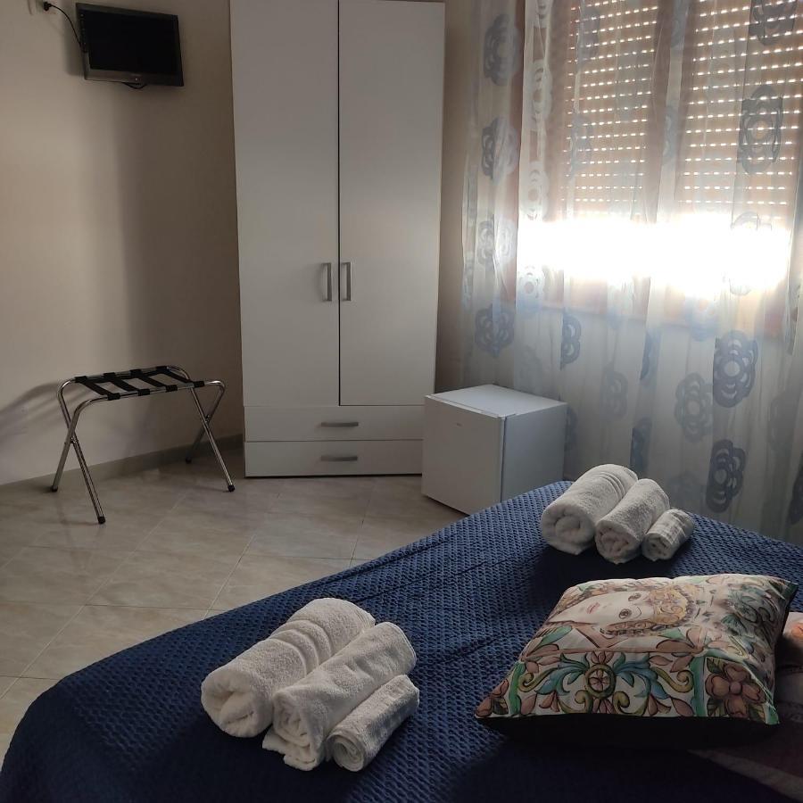 Villa Dolce Vita Rooms Castelluzzo Buitenkant foto