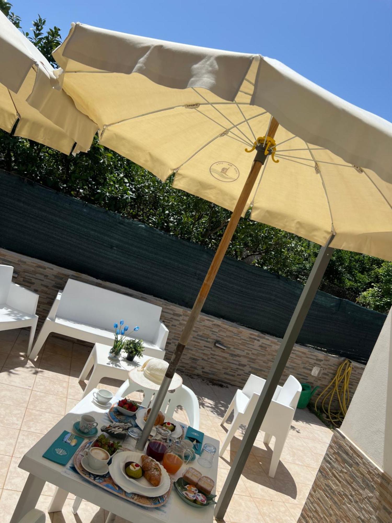 Villa Dolce Vita Rooms Castelluzzo Buitenkant foto